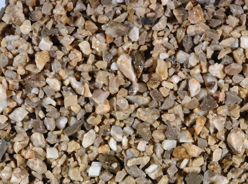 Derbyshire Spar 38mm Pebbledash Stones